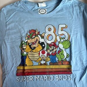 Nintendo Super Mario Bros Retro Character Line Up T-shirt Large